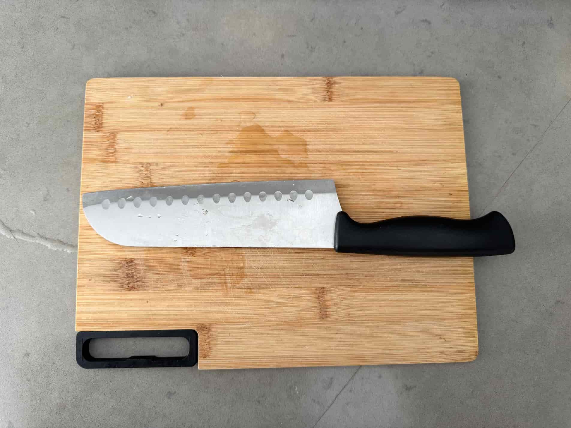 The sound of chopping vegetables with a knife